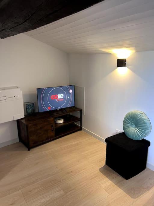 Le Petit Mistral Apartment Valréas